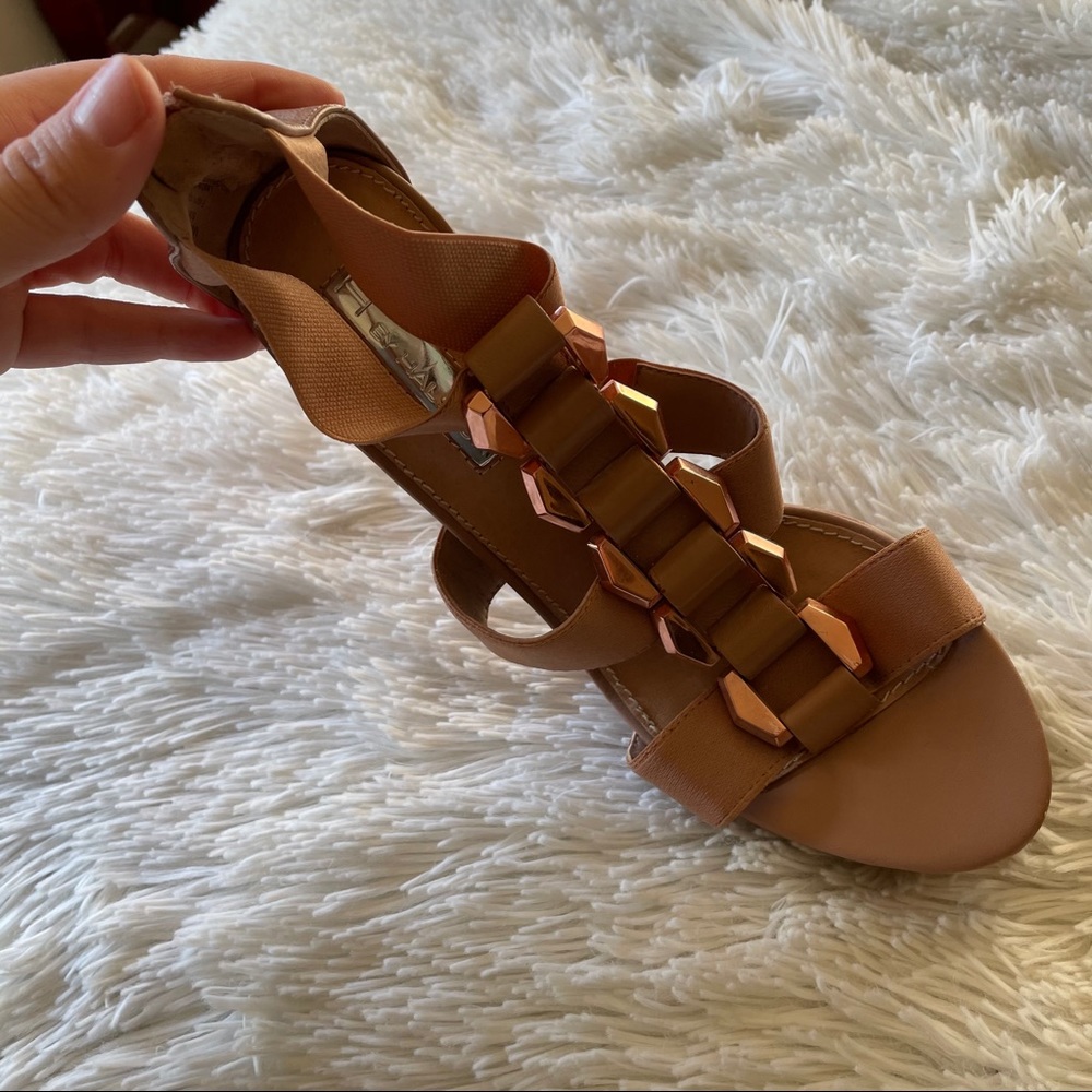 Nude and Rose Gold Platform Heels - Picture 5 of 10